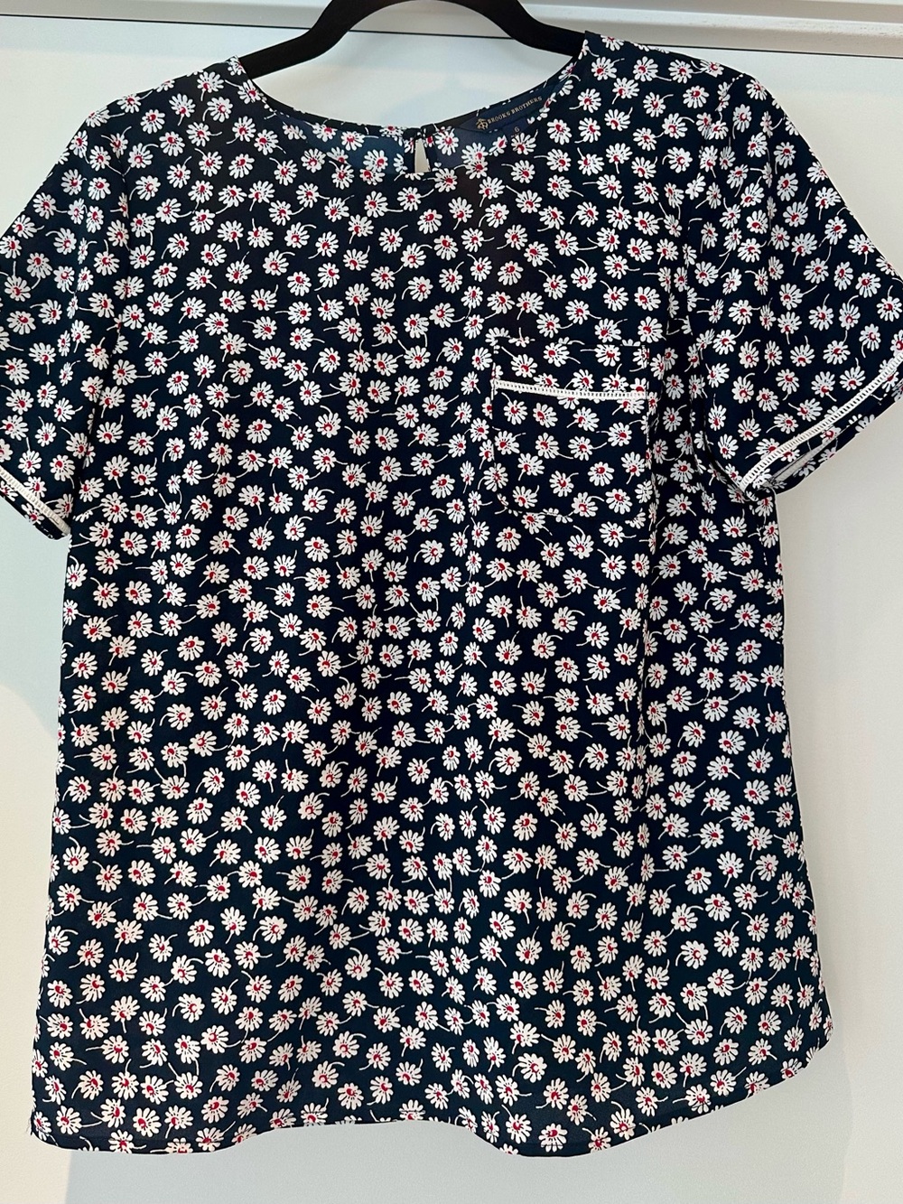 Brooks Brothers Navy Floral Short-Sleeve Daisy Print Top